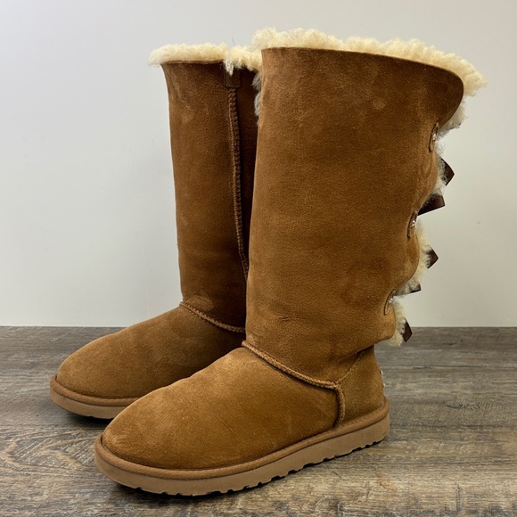 UGG Australia Bailey Bow Tall Sheepskin Boots Chestnut Women’s 7 (EU 38) - Picture 1 of 14